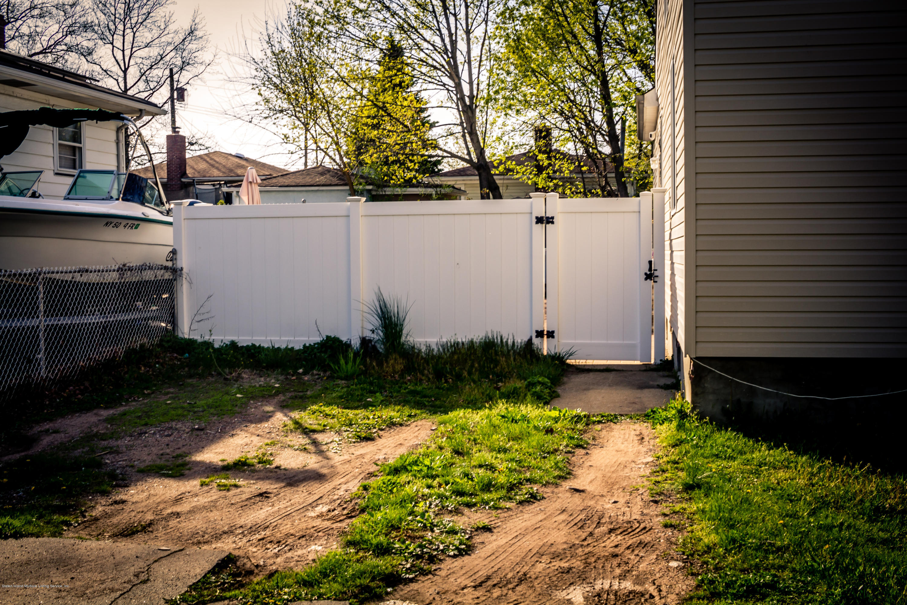 401 Mill Road Staten Island, NY 10306 - Photo 20 of 20 Carport