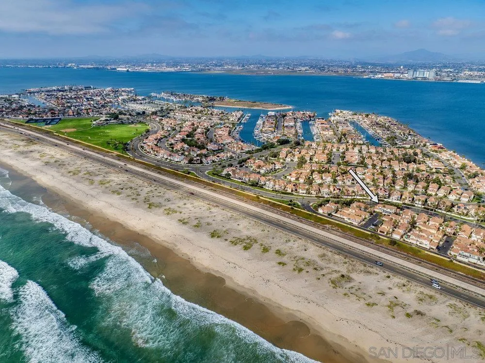 12 Mardi Gras Road Coronado, CA 92118 - Photo 63 of 70 a view of a city