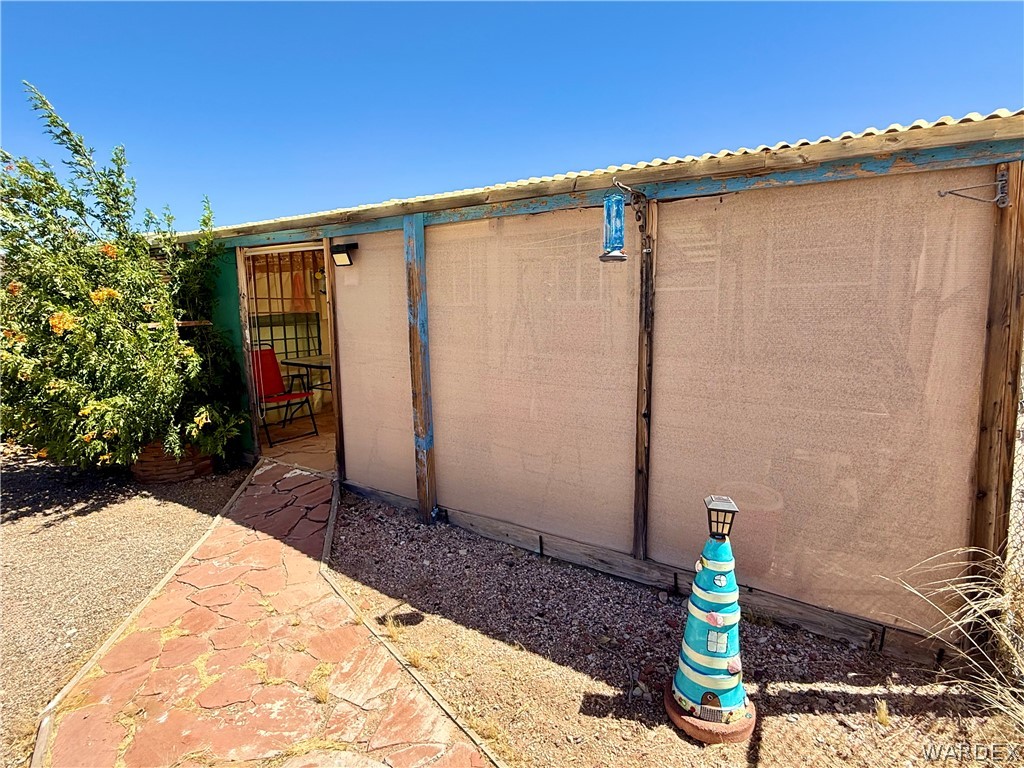 1949 Elgin Road Golden Valley, AZ 86413 - Photo 35 of 41