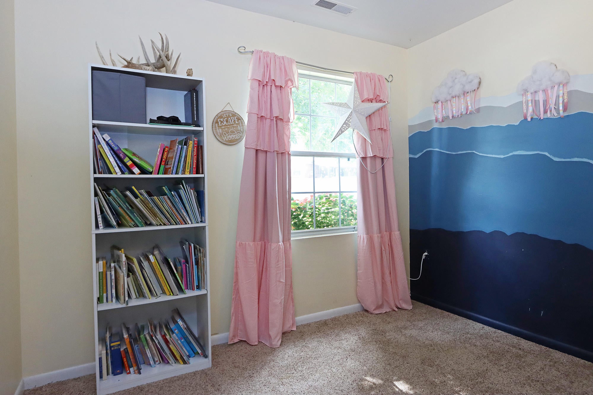 217 Sunset Cir Road Lewisburg, WV 24901 - Photo 18 of 38 Gallery Image 18