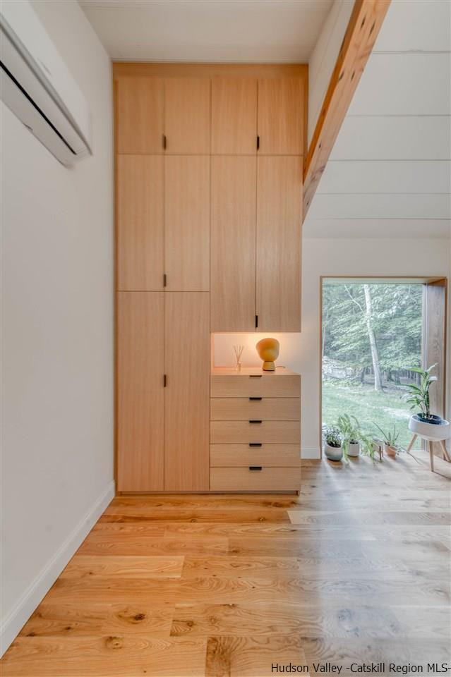 317 Sheldon Hill Road Olivebridge, NY 12461 - Photo 15 of 23 a view of room and window