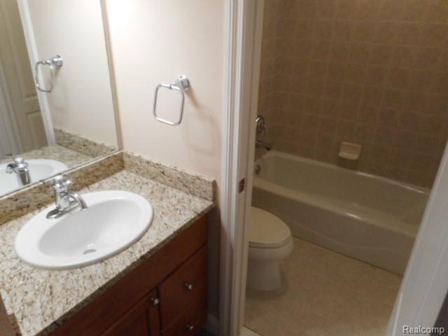 653 Langley Road Rochester Hills, MI 48309 - Photo 48 of 75