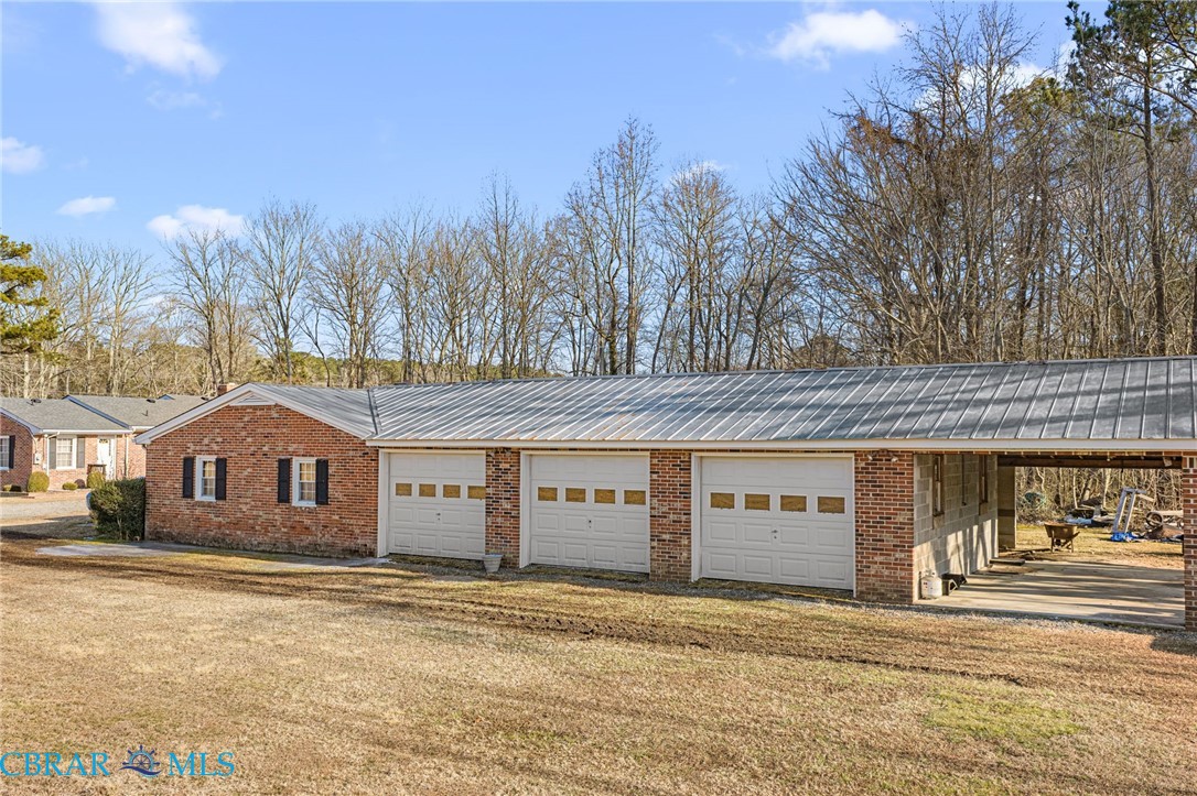 3340 East River Road Cardinal, VA 23025 - Photo 3 of 43