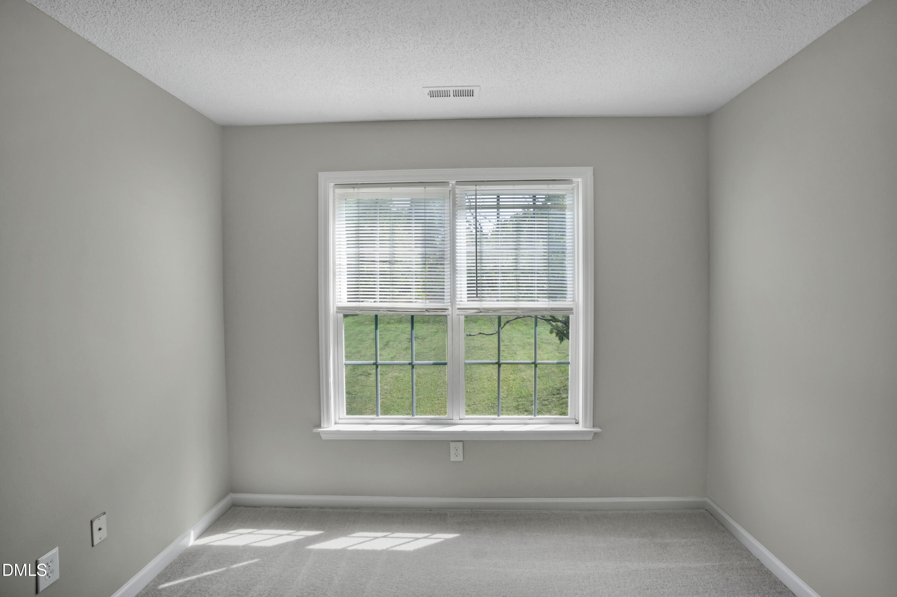 809 Elkhart Drive Raleigh, NC 27610 - Photo 25 of 39 DSC02995