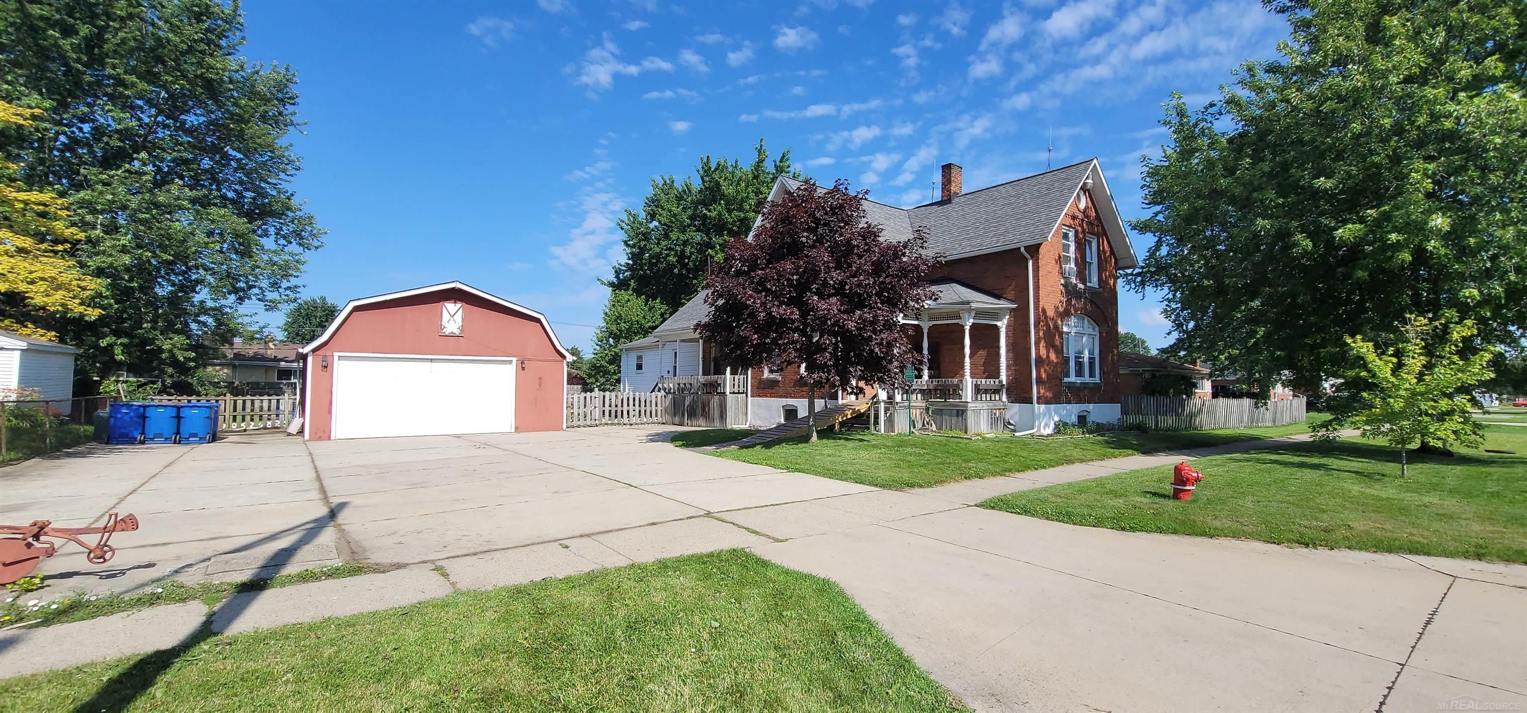 32045 Schoenherr Road Warren, MI 48088 - Photo 1 of 45