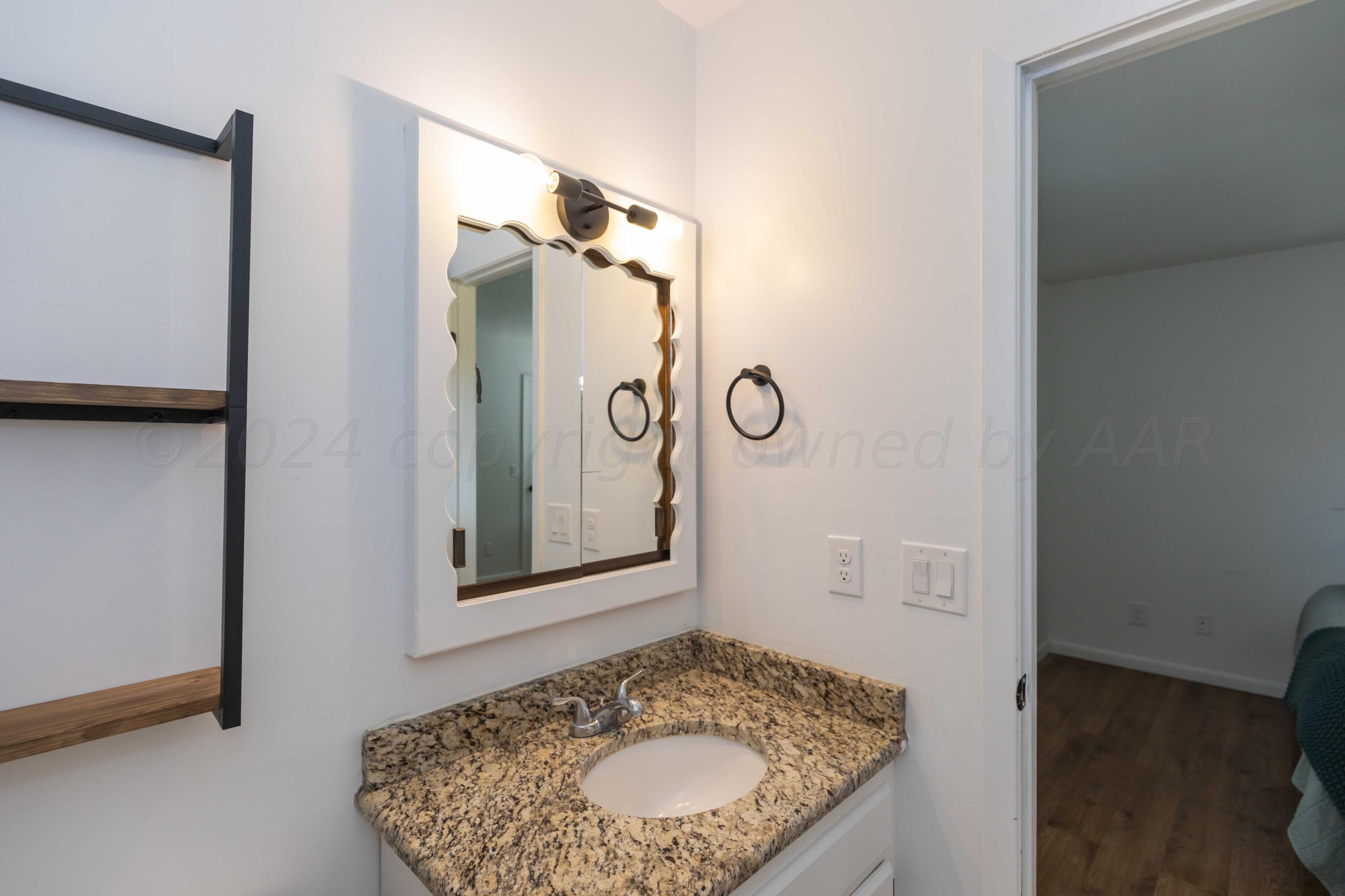6506 Garwood Road Amarillo, TX 79109 - Photo 6 of 41 MASTER BATH VIEW 3