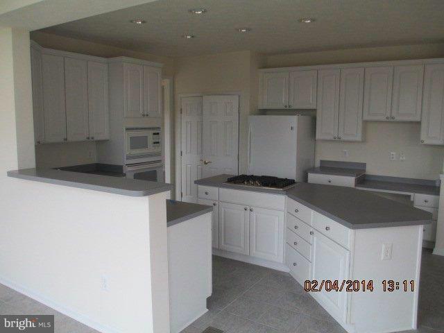 1707 Maco Drive Hanover, MD 21076 - Photo 6 of 15 Kitchen