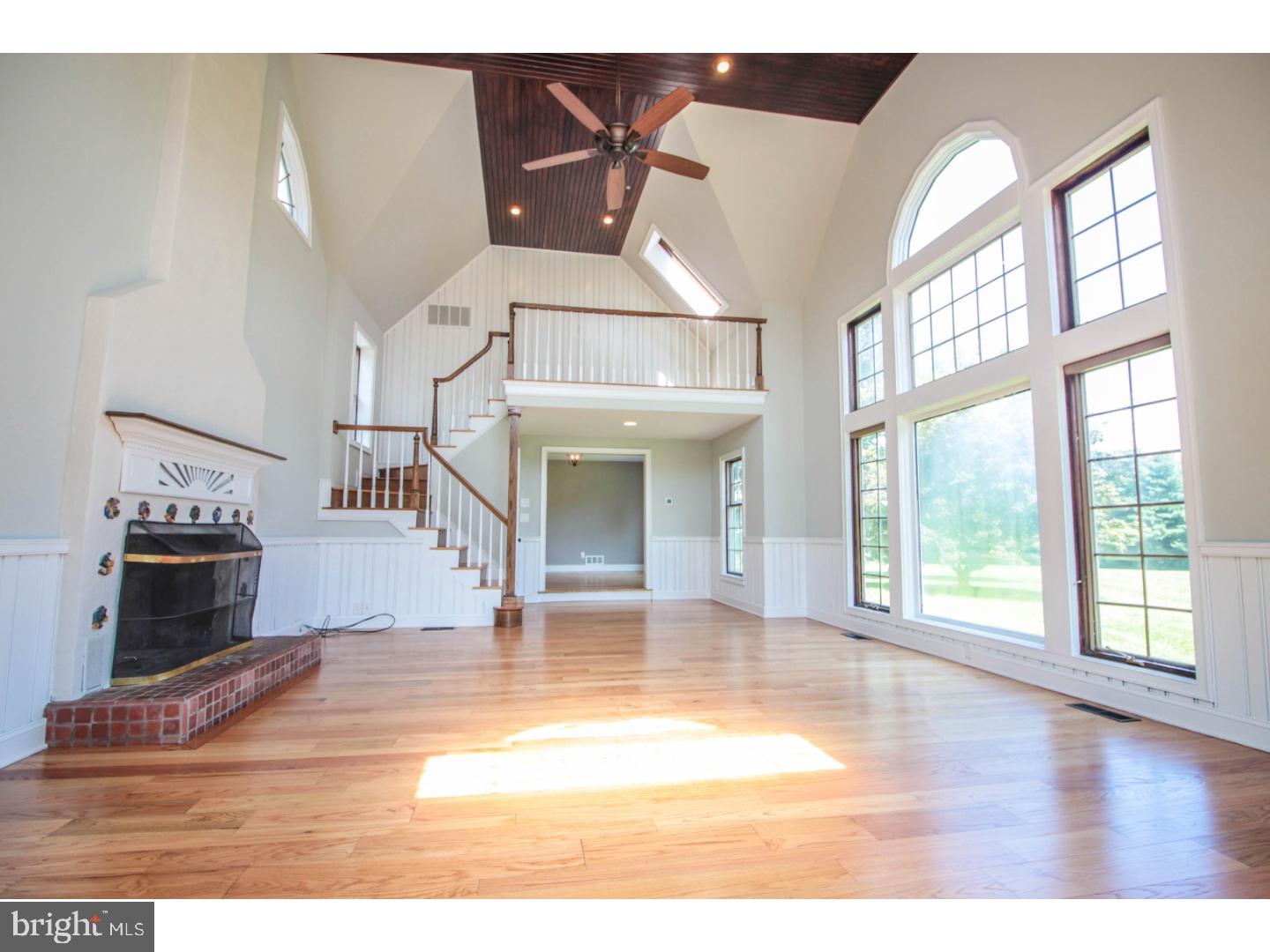 1058 Slotter Road Perkasie, PA 18944 - Photo 3 of 25