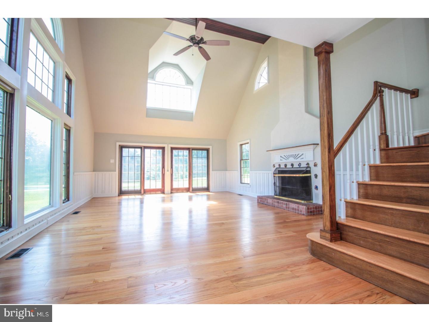 1058 Slotter Road Perkasie, PA 18944 - Photo 4 of 25