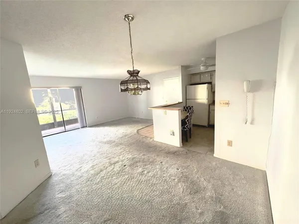 $129,000 | 9530 North Belfort Circle, Unit 108, Tamarac, FL 33321