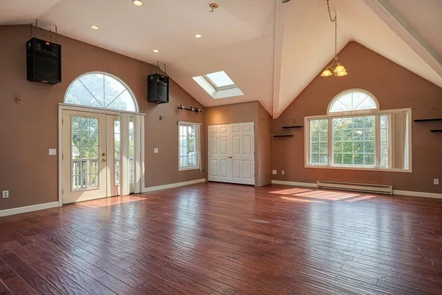 $910,000 | 315 Central Street, Hudson, MA 01749