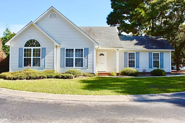 $2,000 | 1504 Amhearst Court, Wilmington, NC 28412