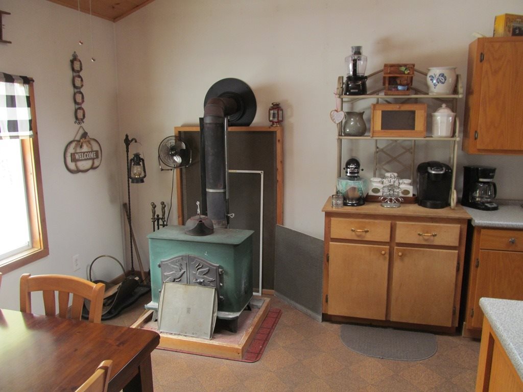 58 Brockway Mills Road Springfield, VT 05156 - Photo 5 of 20