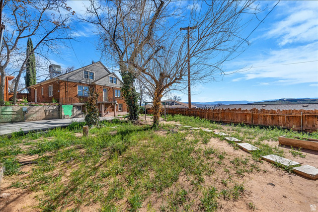 239 North Main Street St. George, UT 84770 - Photo 28 of 30 Backyard