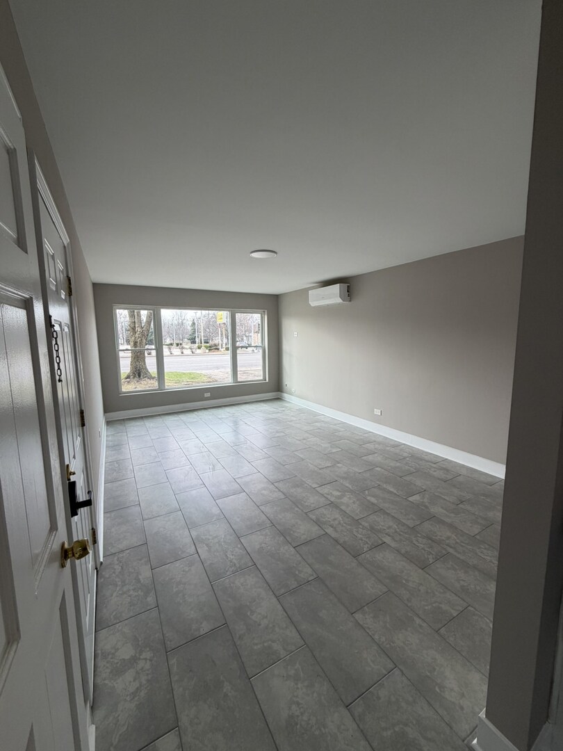 1407 Roosevelt Road, Unit 2C Wheaton, IL 60187 - Photo 6 of 7
