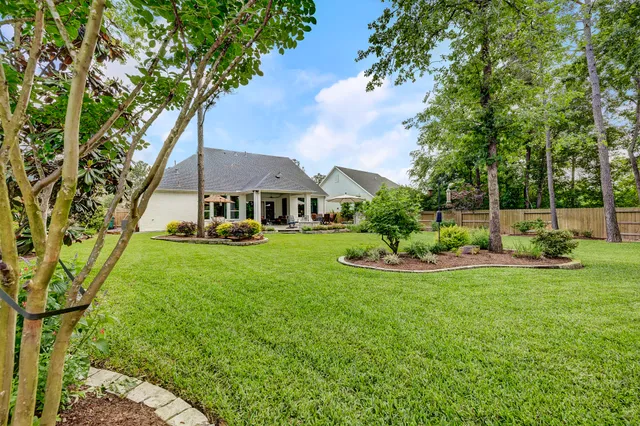 $2,999 | 327 North Turks Cap Trail, Montgomery, TX 77316