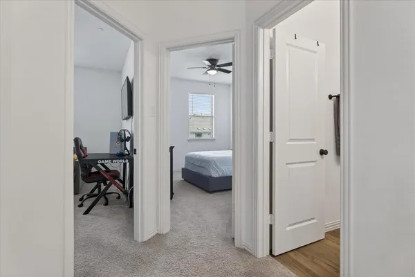 a en suite bathroom with a toilet