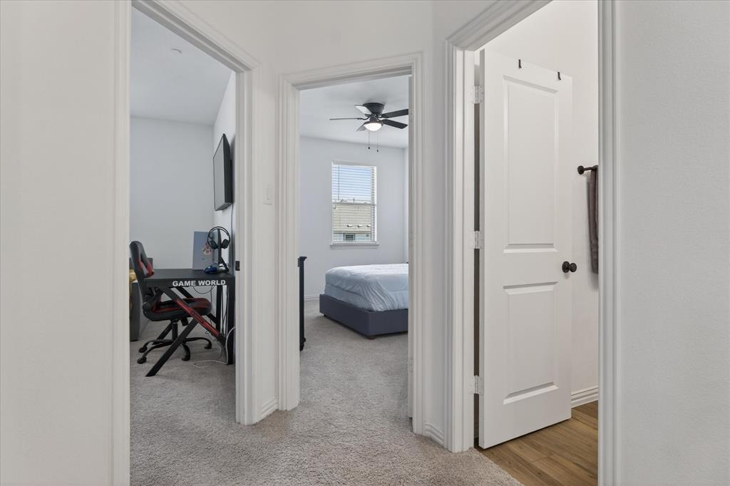 3038 Opera Way Sachse, TX 75048 - Photo 15 of 31 a en suite bathroom with a toilet