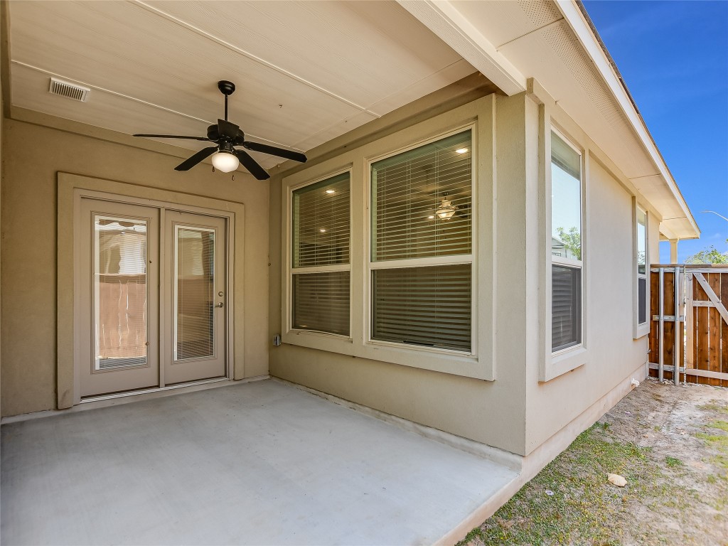402 Parkline Drive, Unit 24A Georgetown, TX 78626 - Photo 25 of 27 a view of an entryway of the house
