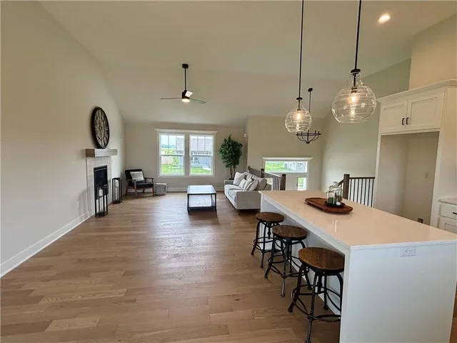 $398,450 | 1200 Northwest 4th Street, Oak Grove, MO 64075