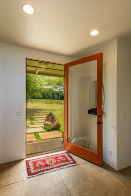 7561 Koolau Road, Unit B Kilauea, HI 96754 - Photo 23 of 25 a view of an empty room and window