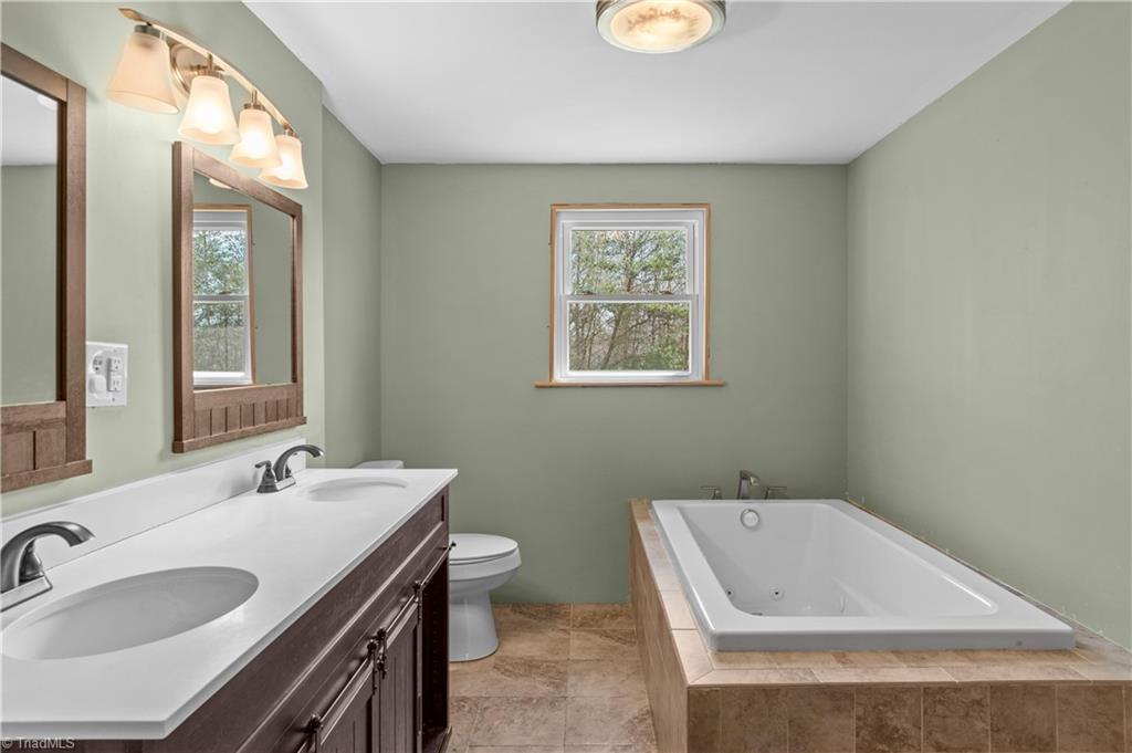 236 Ed Nixon Road Thurmond, NC 28683 - Photo 13 of 33