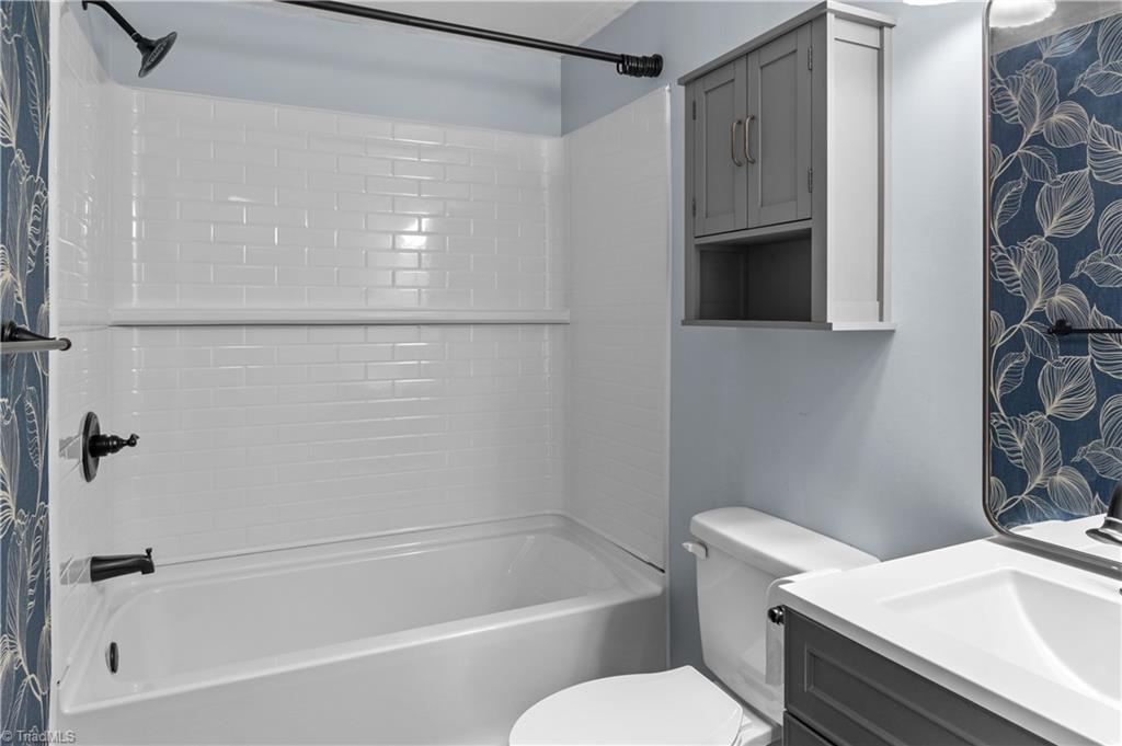 236 Ed Nixon Road Thurmond, NC 28683 - Photo 15 of 33