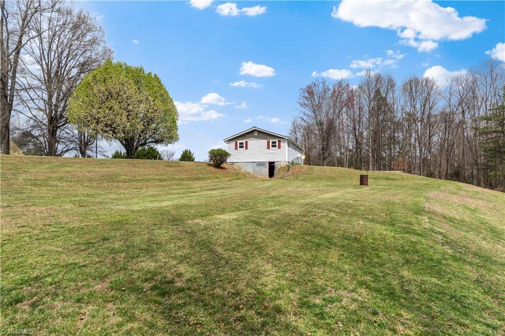 236 Ed Nixon Road Thurmond, NC 28683 - Photo 22 of 33