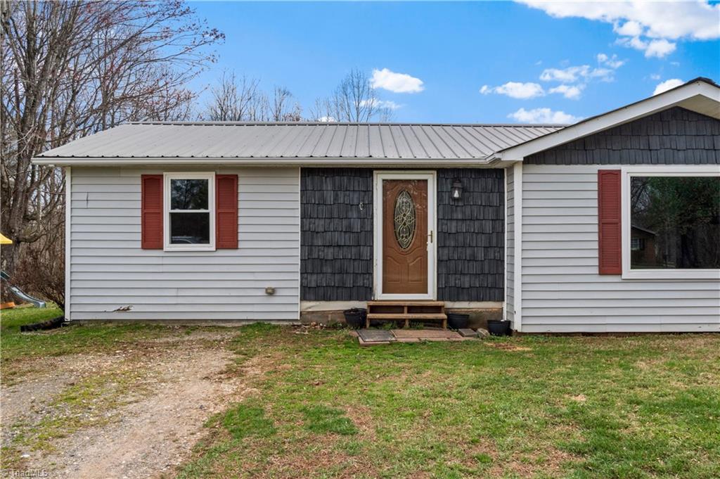 236 Ed Nixon Road Thurmond, NC 28683 - Photo 24 of 33