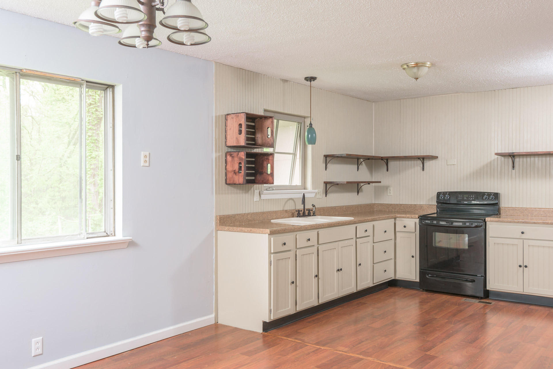 16 Durham Road Rossville, GA 30741 - Photo 8 of 25 Kitchen