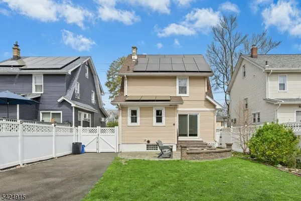 $485,000 | 214 East Lincoln Avenue, Roselle Park, NJ 07204