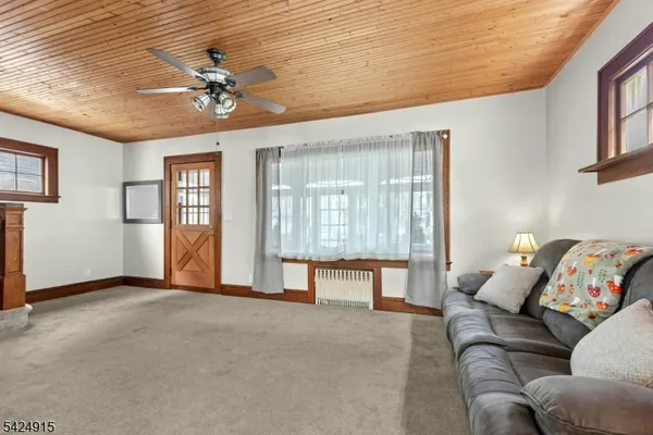 $485,000 | 214 East Lincoln Avenue, Roselle Park, NJ 07204