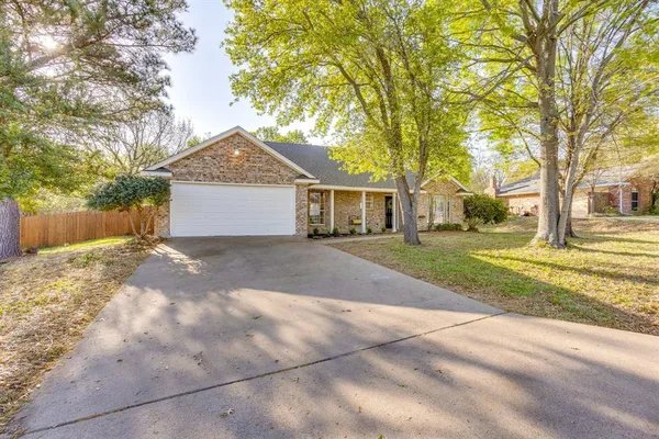 $345,000 | 615 Rosewood Place, Joshua, TX 76058