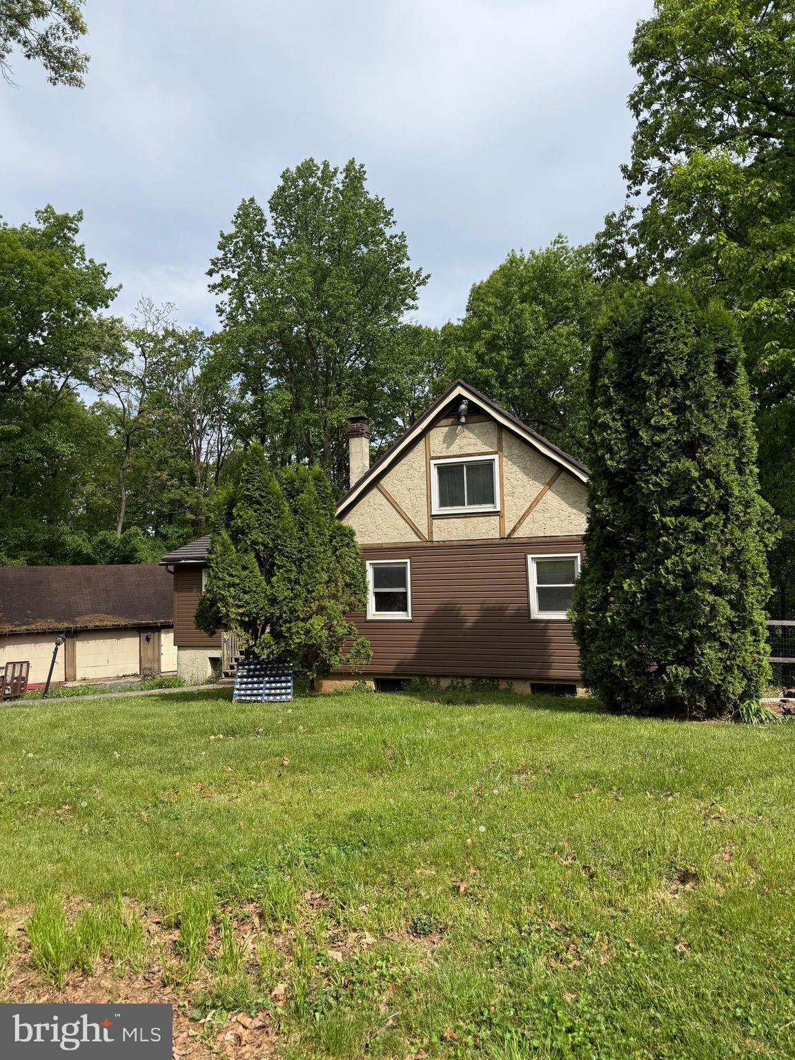 2295 Laurel Ridge Road Narvon, PA 17555 - Photo 2 of 8