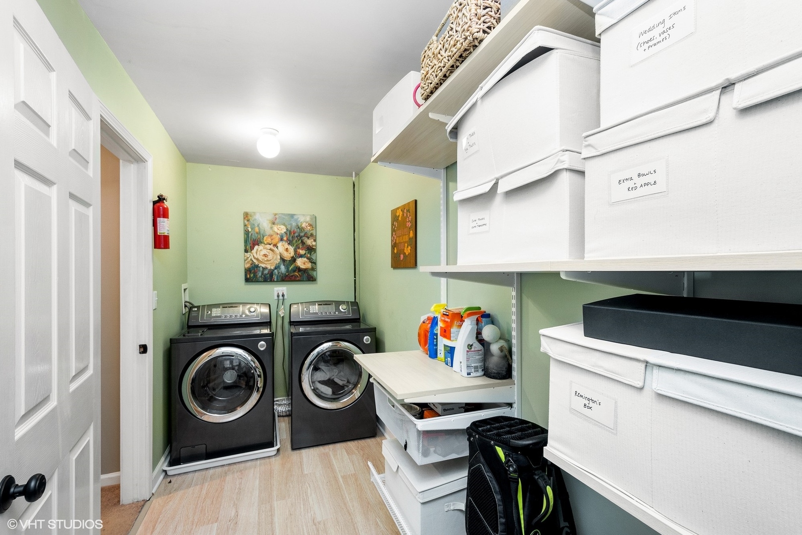 220 West Scott Street, Unit F Chicago, IL 60610 - Photo 17 of 19 a utility room with dryer and washer