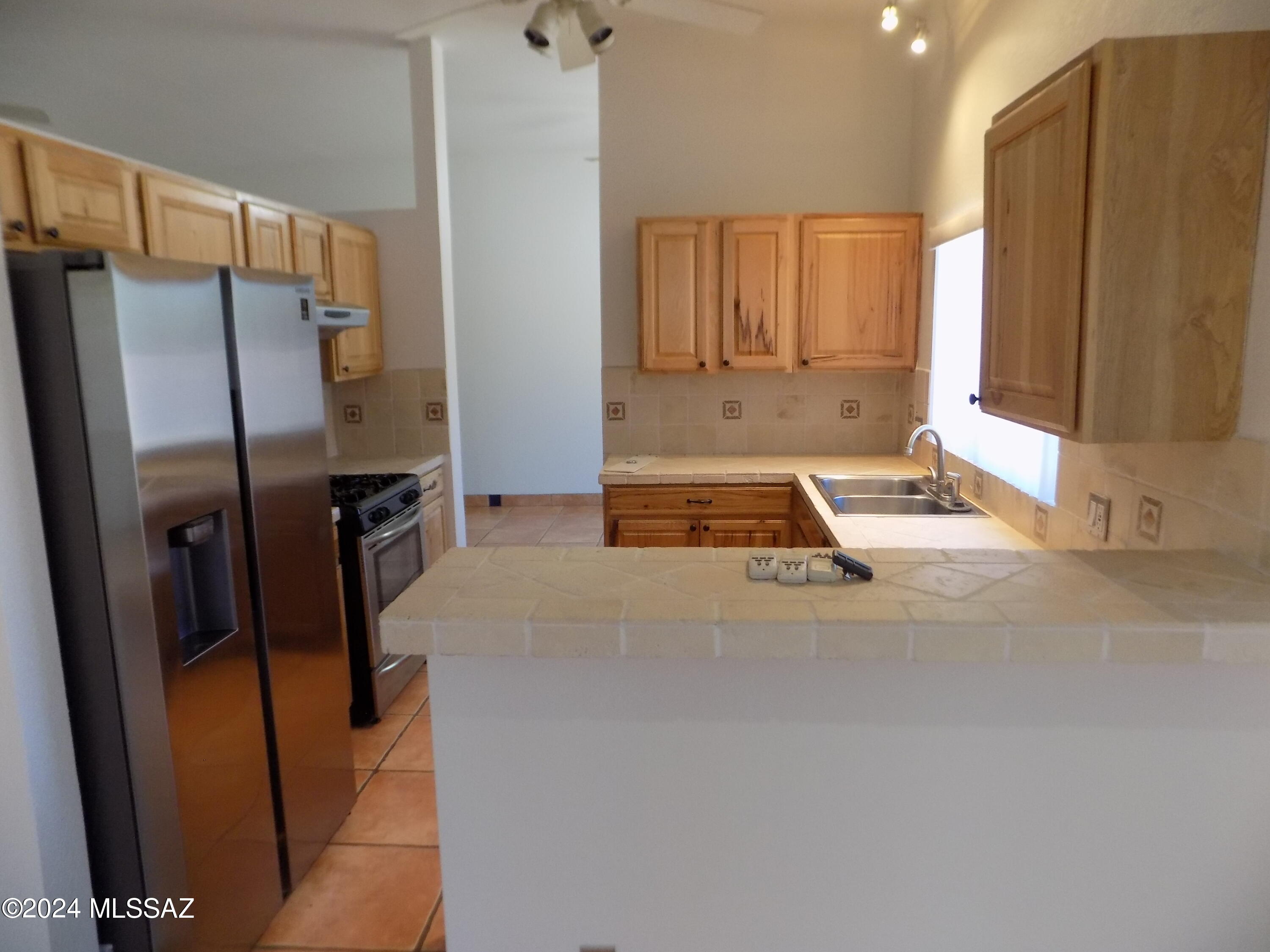 2580 West Fanbrook Road Tucson, AZ 85741 - Photo 13 of 32