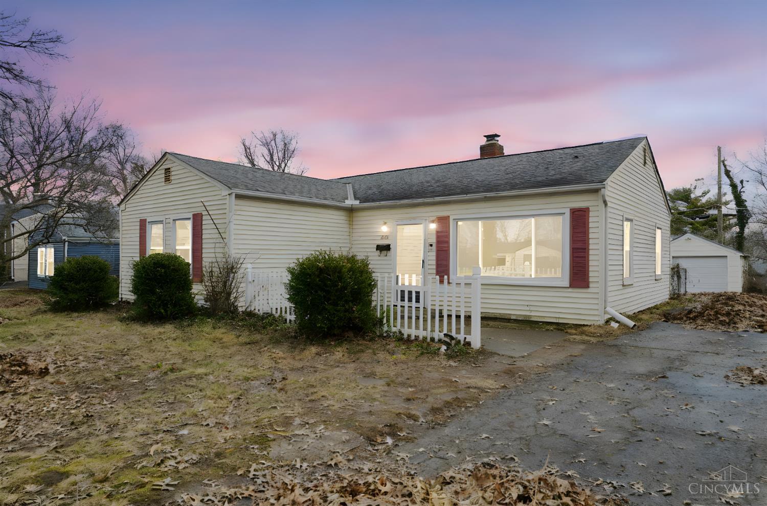 2412 Findlater Court Cincinnati, OH 45230 - Photo 1 of 19