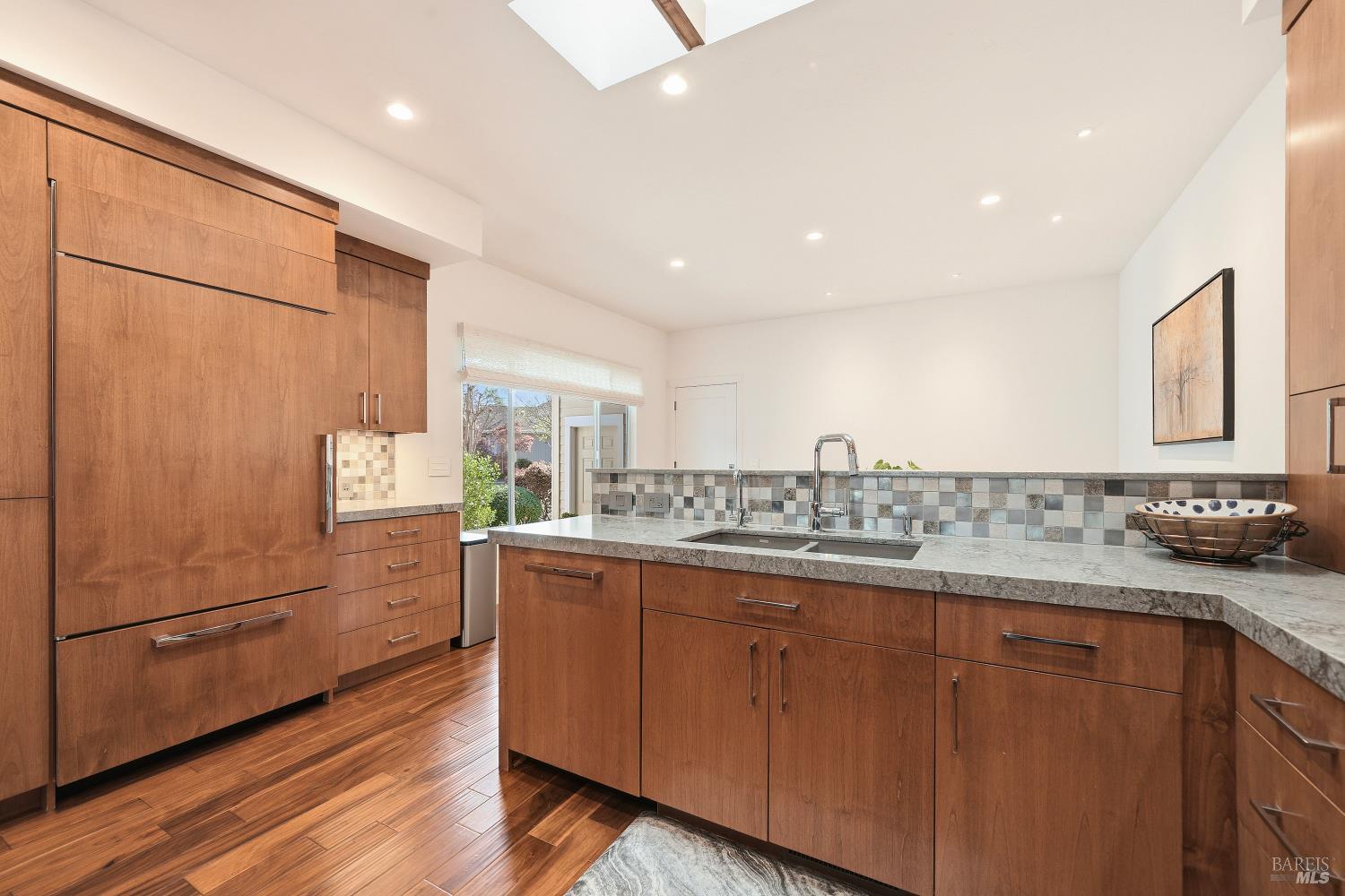 146 White Oak Drive Santa Rosa, CA 95409 - Photo 2 of 23