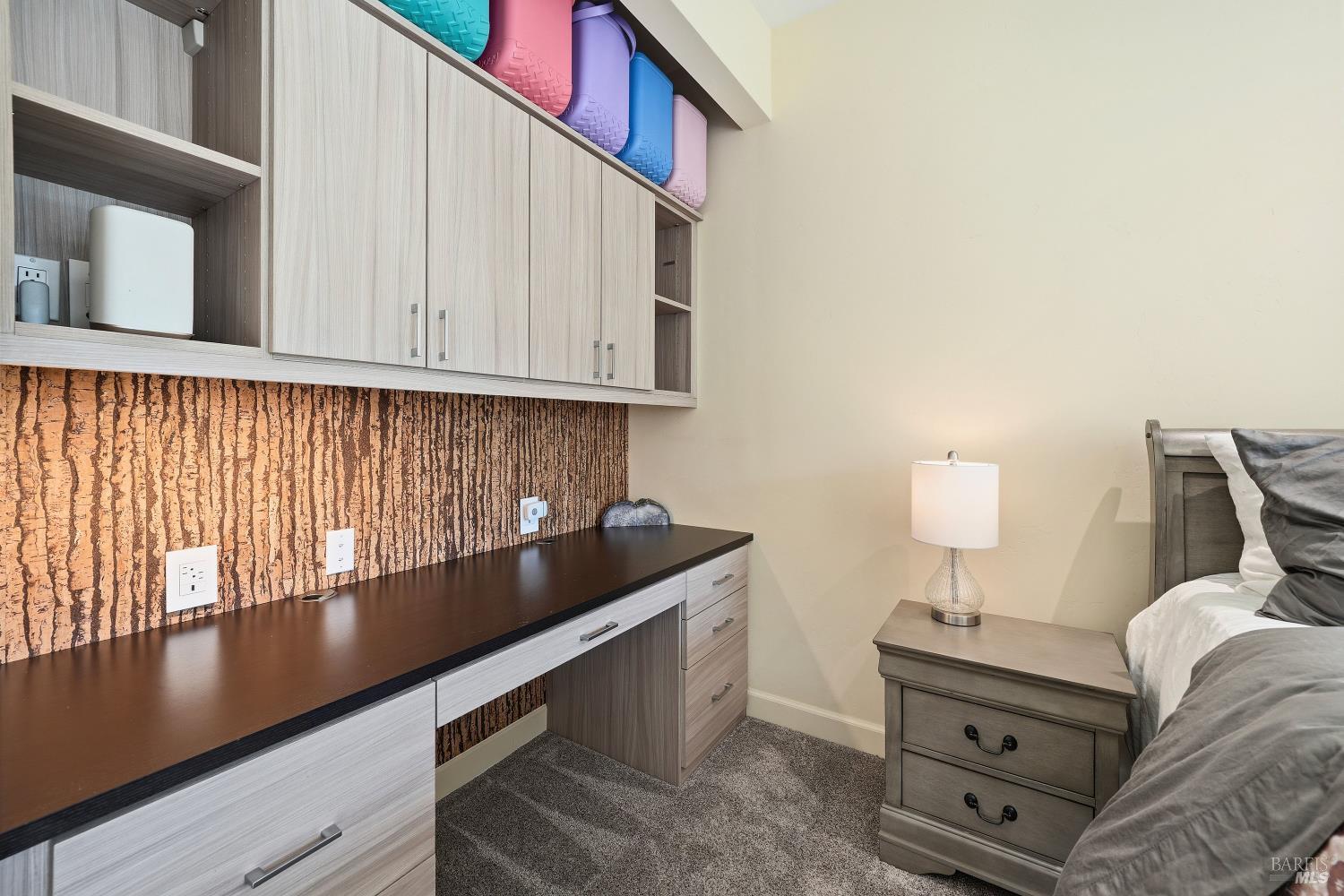 146 White Oak Drive Santa Rosa, CA 95409 - Photo 9 of 23 Built-in desk system