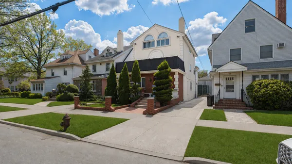 $2,099,000 | 2112 Avenue L | Nottingham
