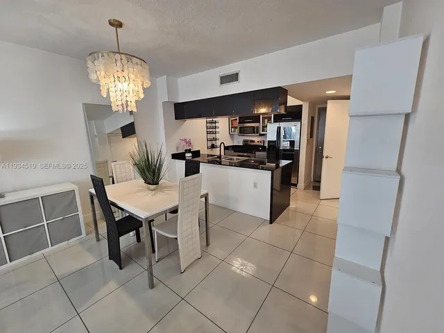 $2,800 | 1750 North Bayshore Drive, Unit 1909, Miami, FL 33132