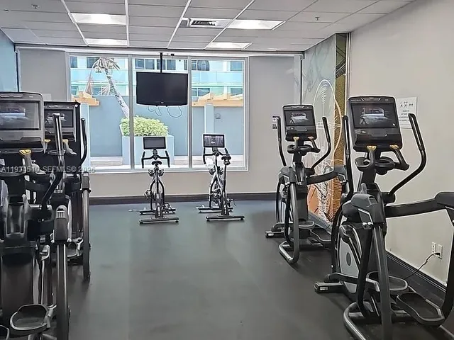 $2,800 | 1750 North Bayshore Drive, Unit 1909, Miami, FL 33132