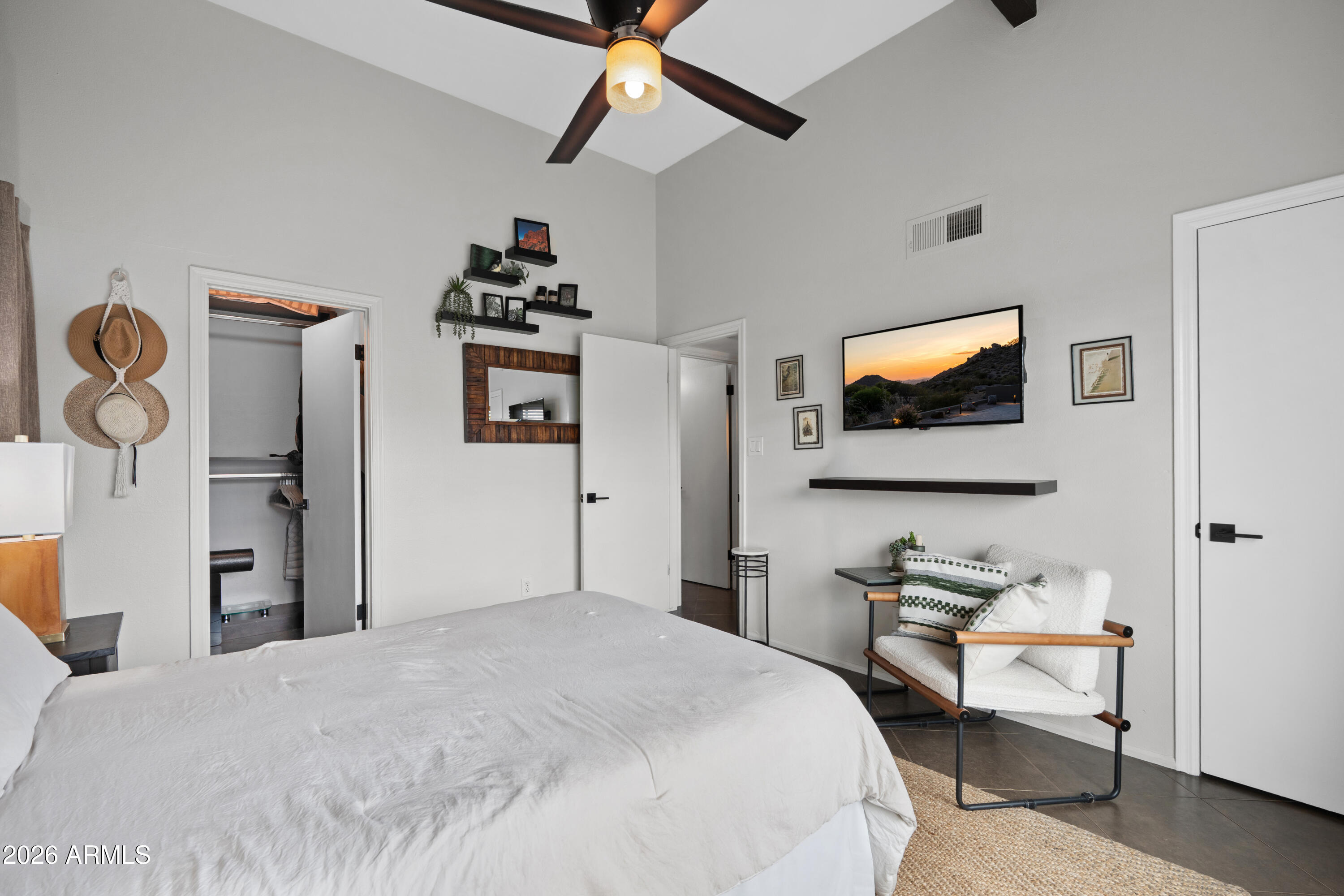 10115 East Mountain View Road, Unit 2048 Scottsdale, AZ 85258 - Photo 13 of 22 Primary Bedroom