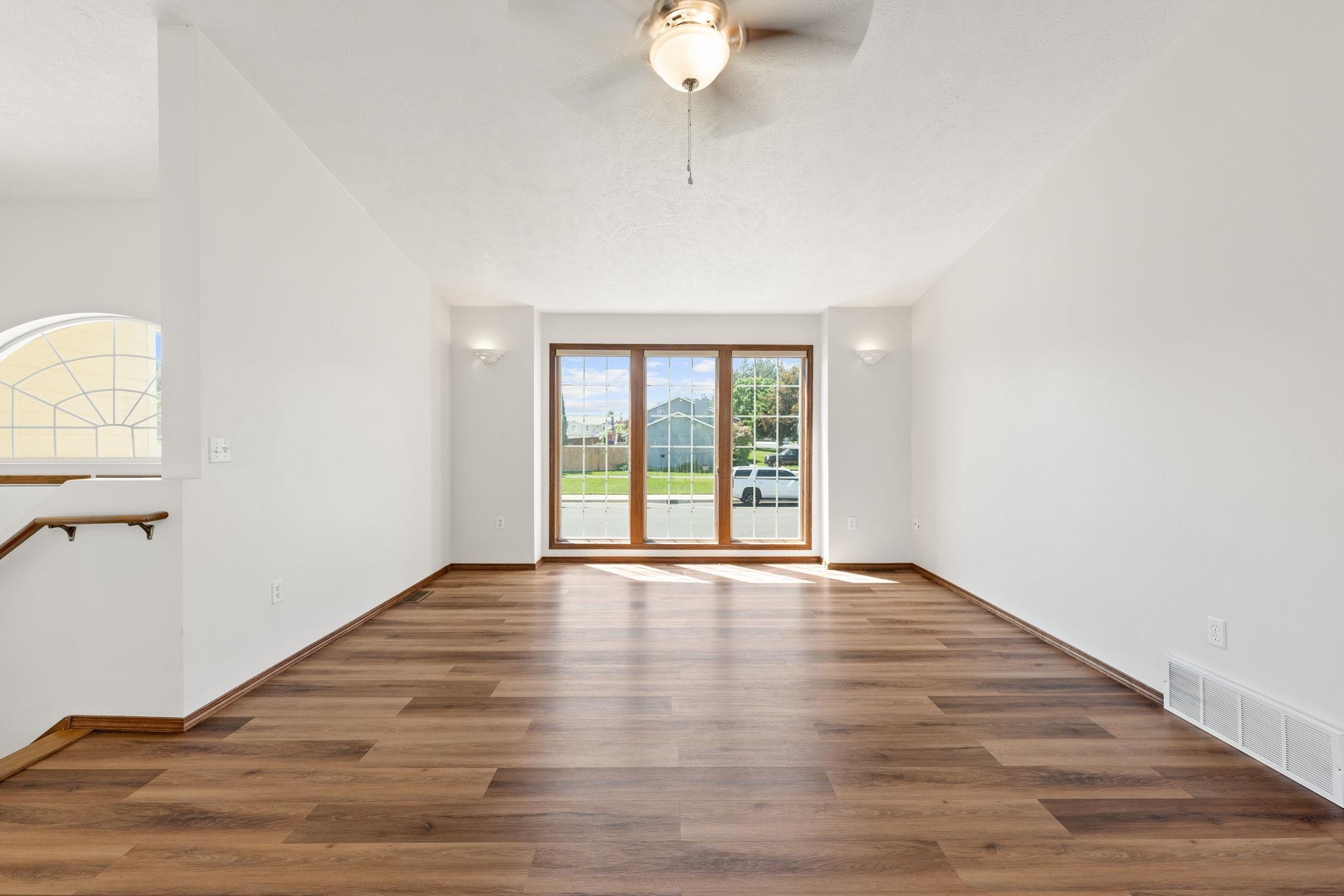 507 East Ballard Road Colbert, WA 99005 - Photo 3 of 35