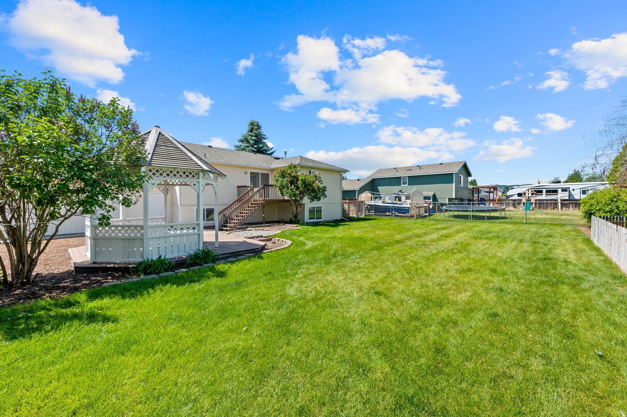 507 East Ballard Road Colbert, WA 99005 - Photo 31 of 35
