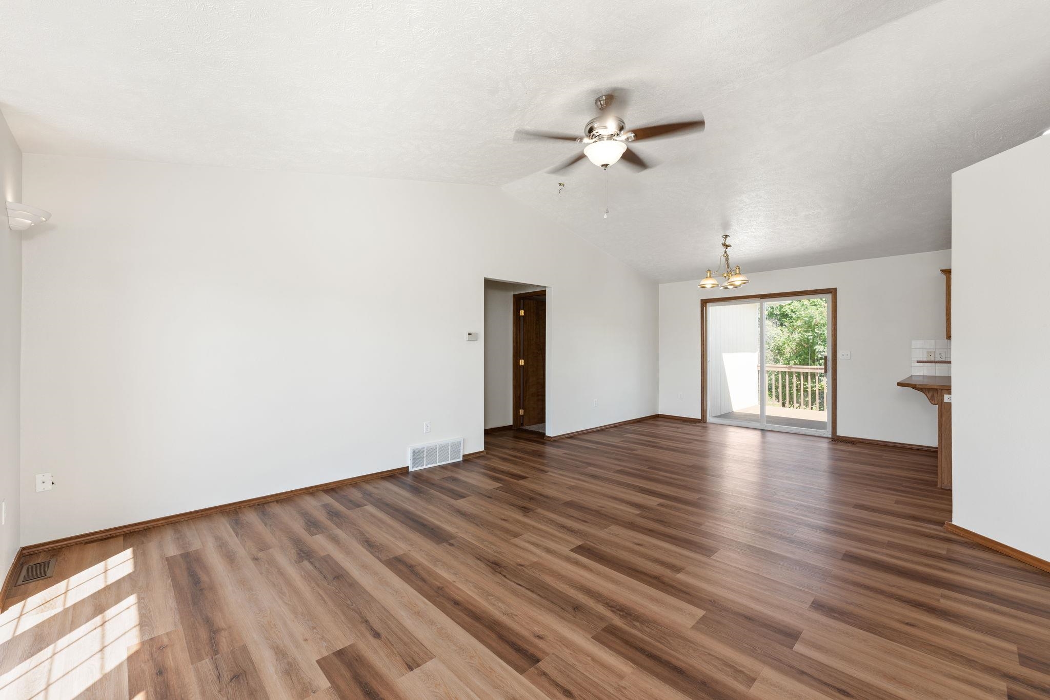 507 East Ballard Road Colbert, WA 99005 - Photo 5 of 35