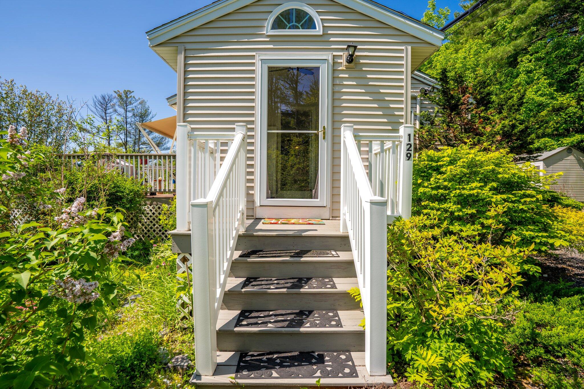 129 Lawrence Road Gray, ME 04039 - Photo 4 of 43 4-web-or-mls-DSC03095