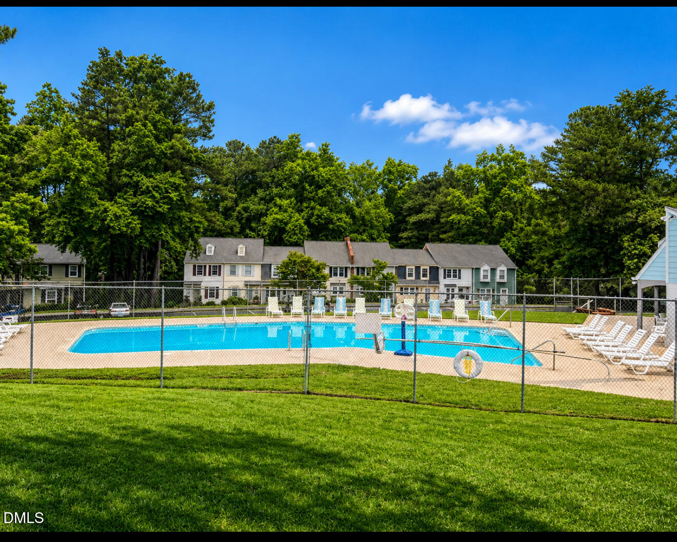 1344 Garden Crest Circle Raleigh, NC 27609 - Photo 2 of 2
