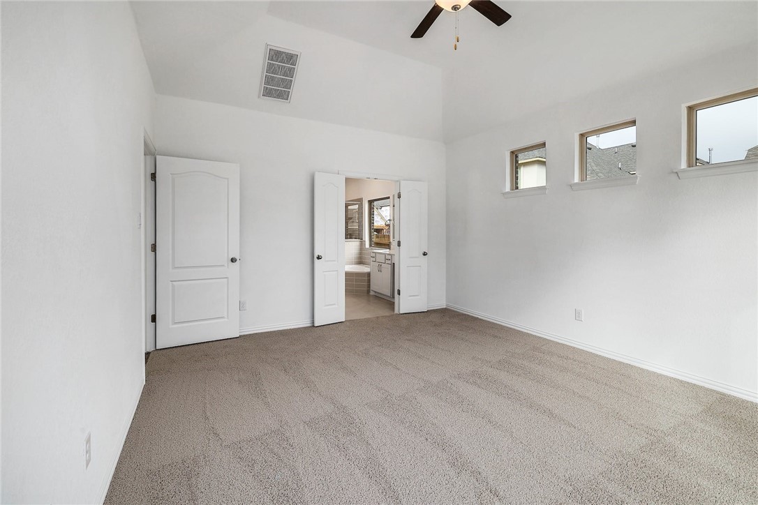 1212 Truscon Path Leander, TX 78641 - Photo 18 of 39