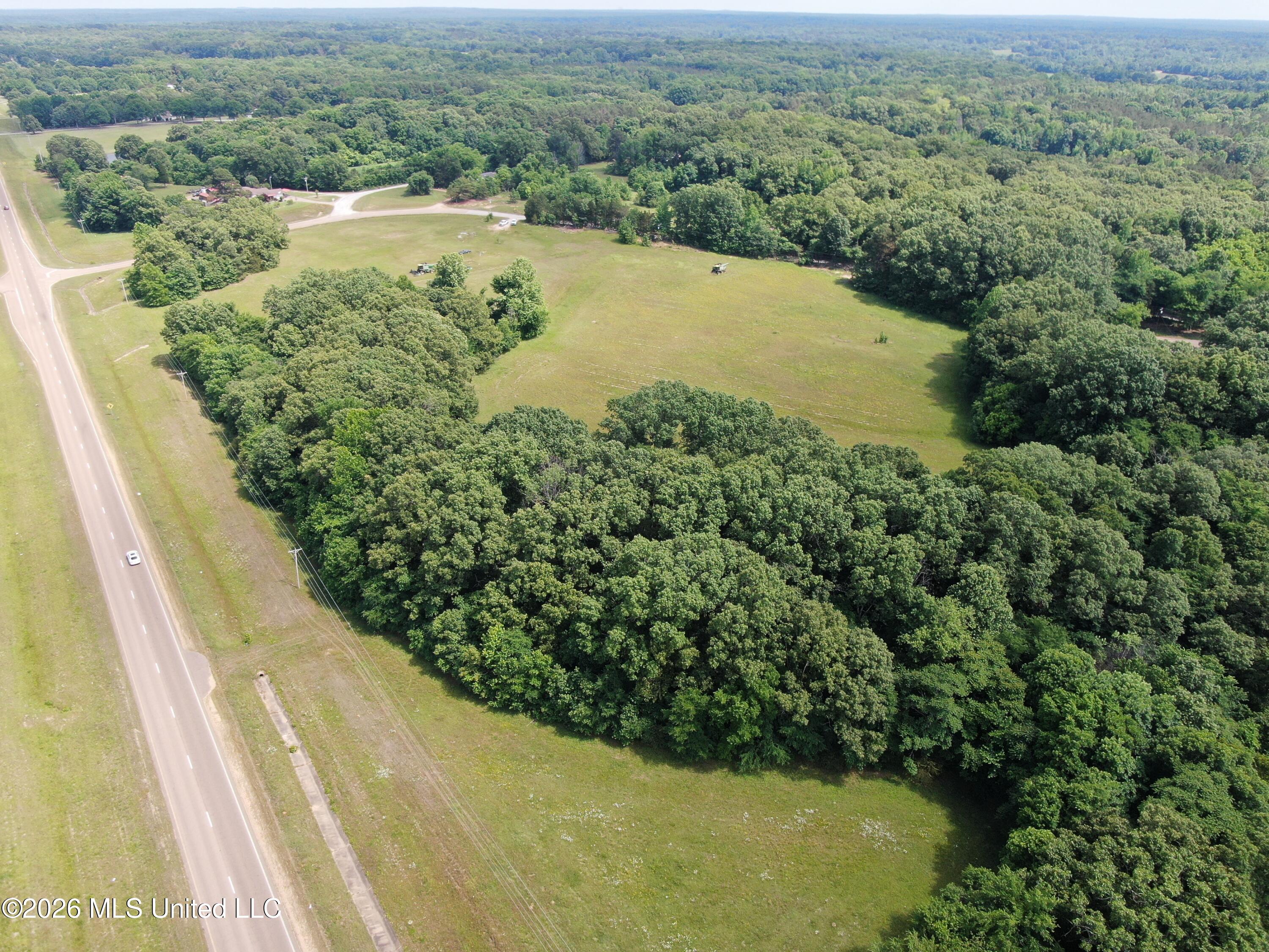 100 Boswell Road Holly Springs, MS 38635 - Photo 4 of 17 DJI_0022